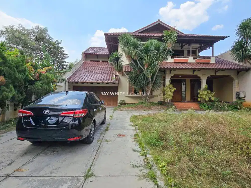 Rumah Mewah 2 Lantai di Jl Kramat Batu Dekat Fatmawati