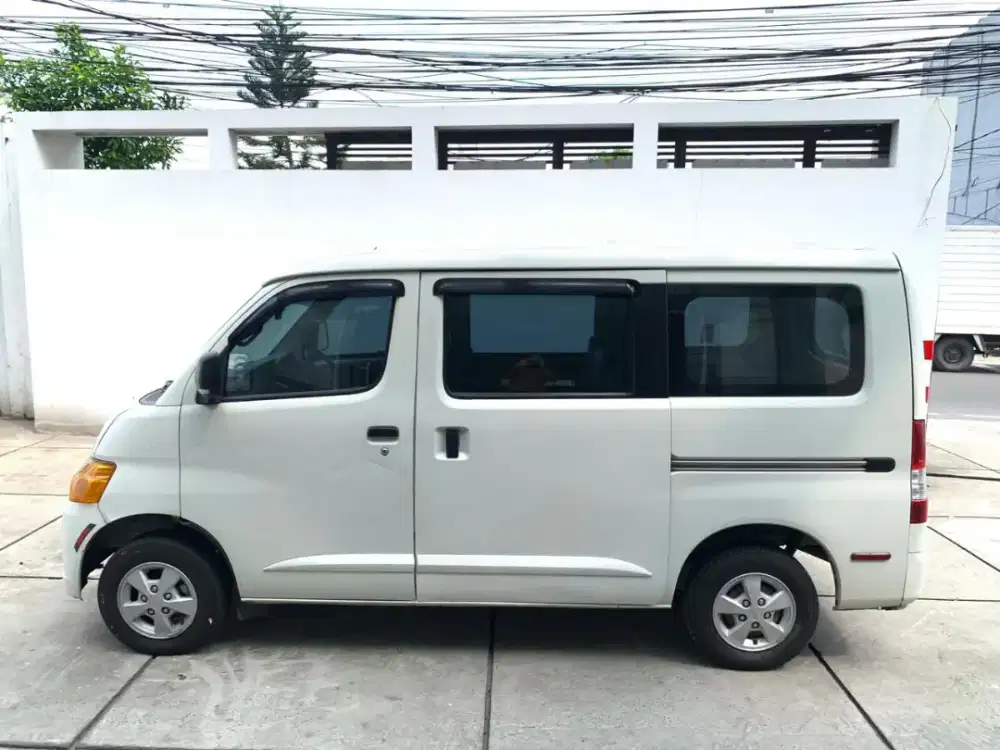 For sale!!! LOW KM !

2023 Daihatsu Grandmax Minibusi