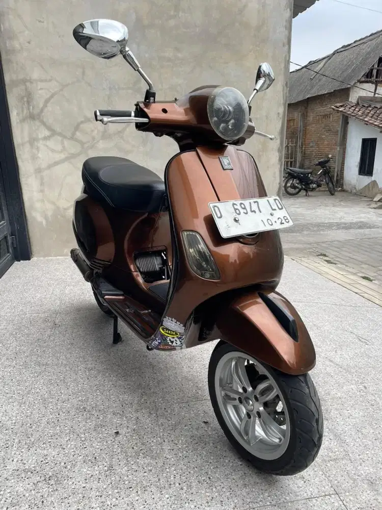 PIAGGIO VESPA LX 2V 150ie 2012