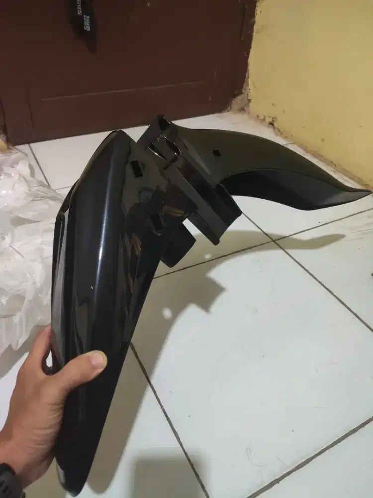 SPAKBOR DEPAN YAMAHA F1ZR ORIGINAL, KODE ABS 4US