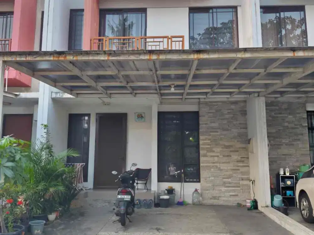 Disewakan Rumah 2 Lantai Full Furnished Sudah Renovasi di Cluster Asia - Green Lake - Tangerang
