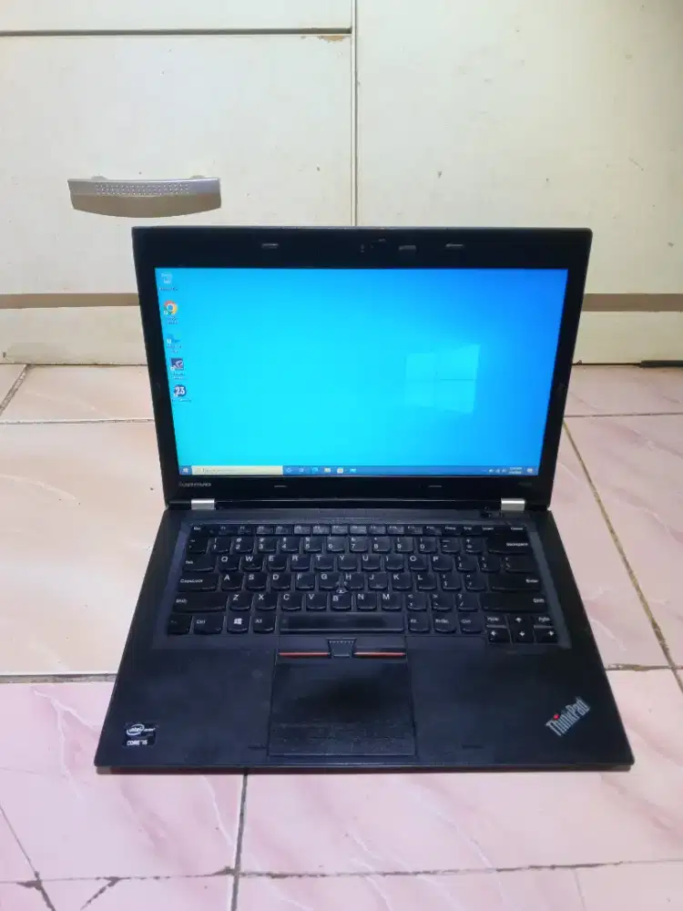 Laptop lenovo thinkpad core i5 ram 6 double vga