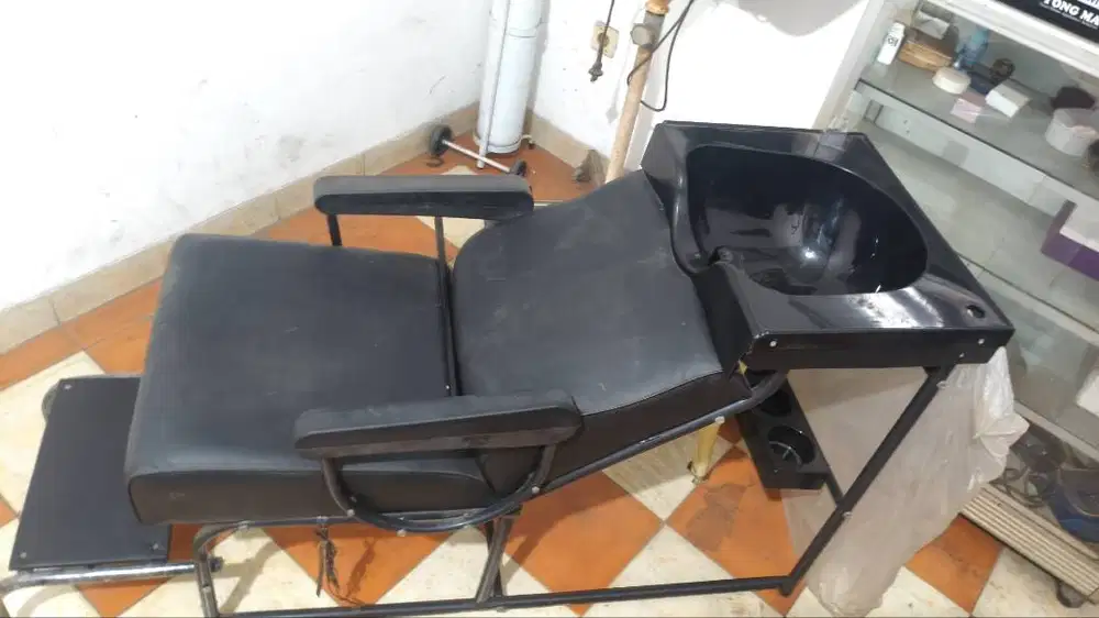 Kursi keramas salon/washbak barbershop murah siap pakai hemat budget