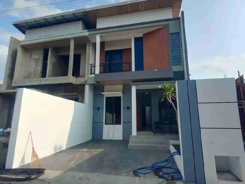 RUMAH BARU 2 L ANTAI DI DEKAT KAMPUS UII KALIURANG SLEMAN YOGYAKARTA
