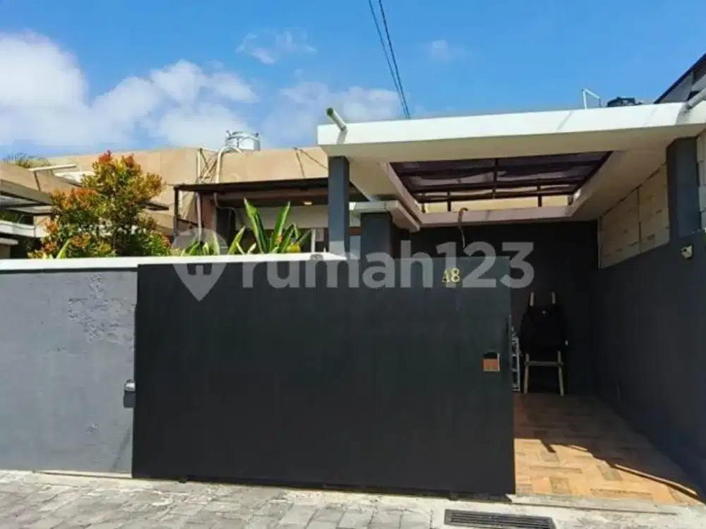 Hunian Modern Minimalis Eksklusif di Tengah Kota Siap Huni