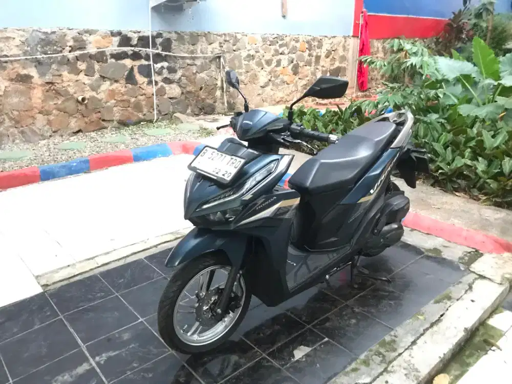 Vario 125 cbs iss