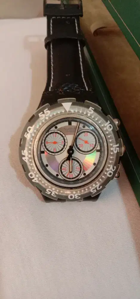 Jam tangan Swatch Swiss vintage cronograph .