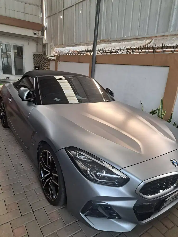 bmw Z4 2024 silver jual Z4 like new full ori  tangan pertama 2023/2025