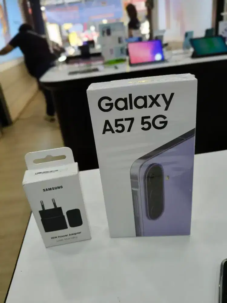Samsung galaxy A57 8/126 Free adapter 25wat