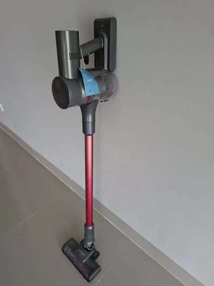 Penyedot Debu / Vacuum Cleaner