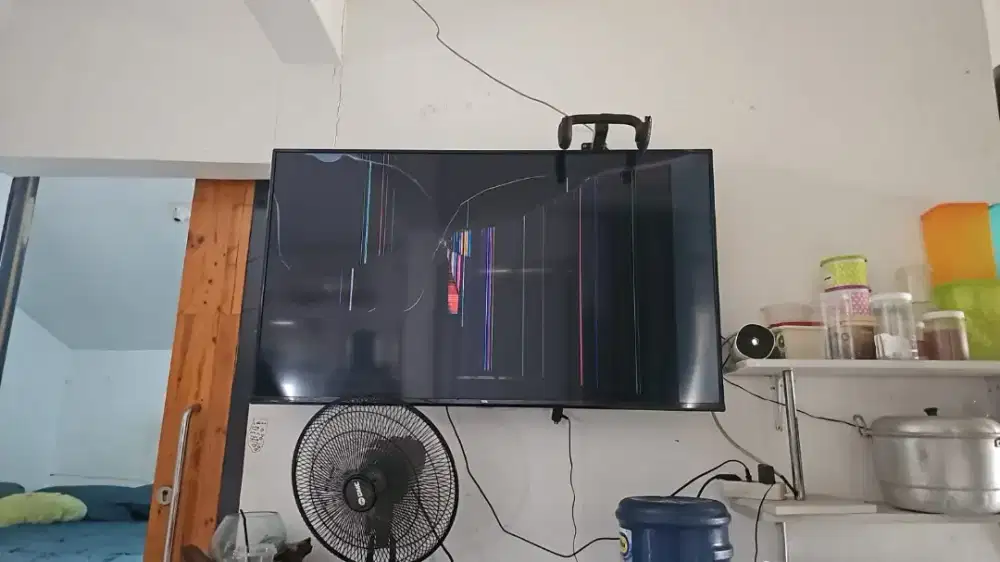 TV LED 55 ins Rusak