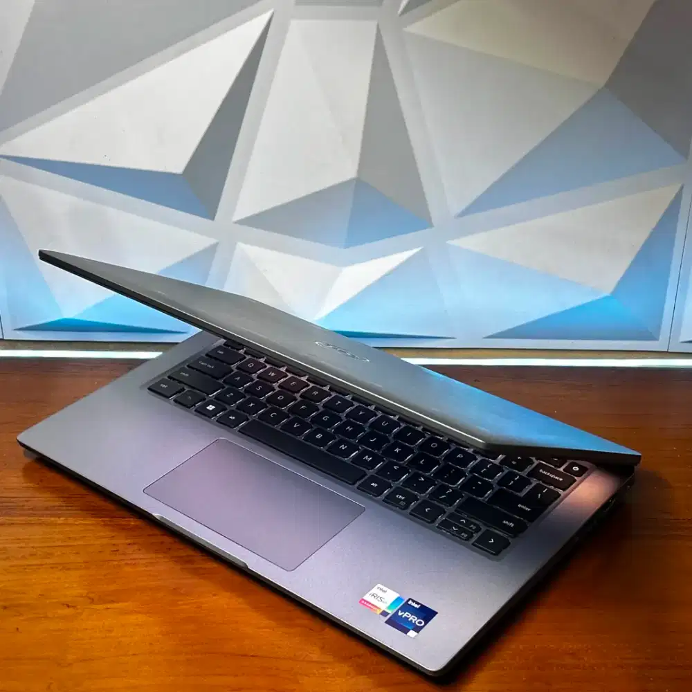 LAPTOP DELL LATITUDE 5440 I5 1350P RAM 16GB DDR5 SSD 256GB FHD VPRO