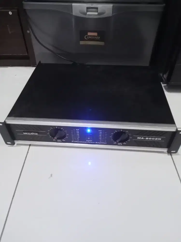 Power Amplifier Megavox  MA -2002N 2 channel