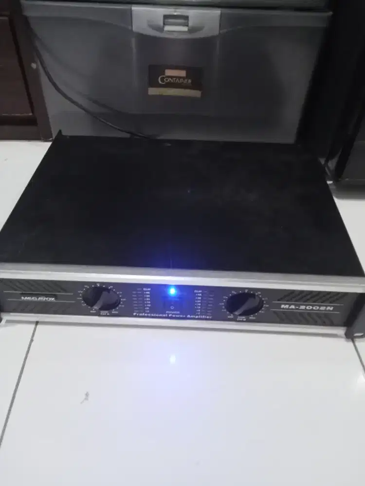 Power Amplifier Megavox MA 2002N
