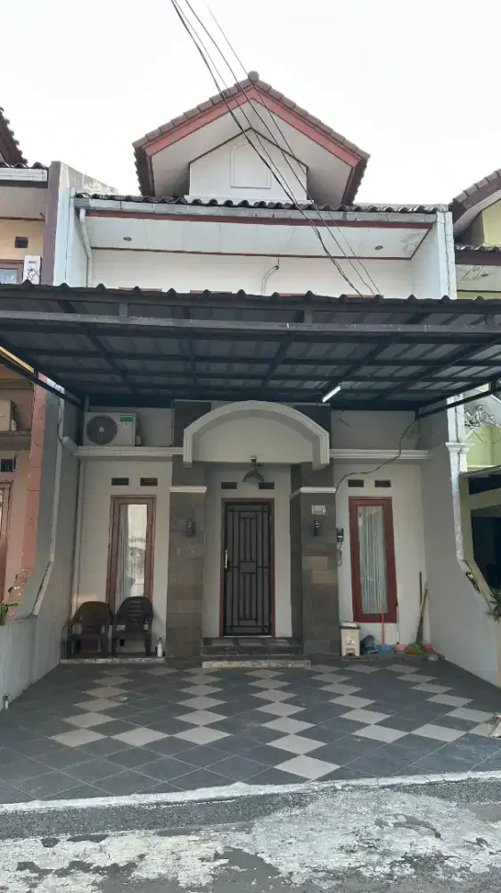 DISEWAKAN FULL FURNISHED, COCOK UNTUK KELUARGA