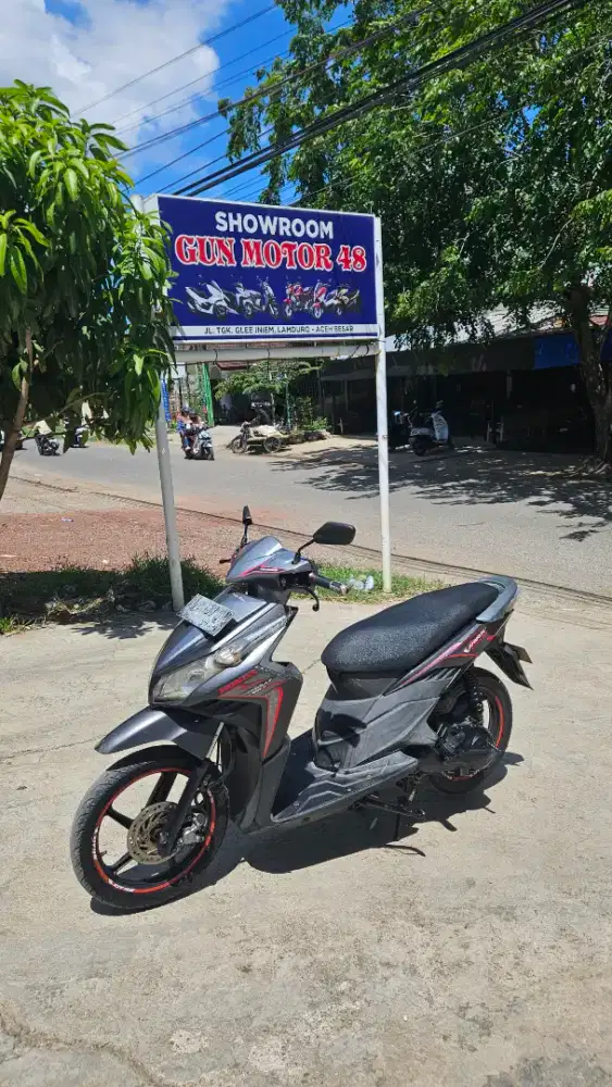 Di jual honda vario techno tajun 2011
