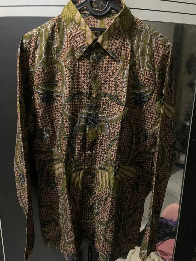 Kemeja Batik Danar Hadi