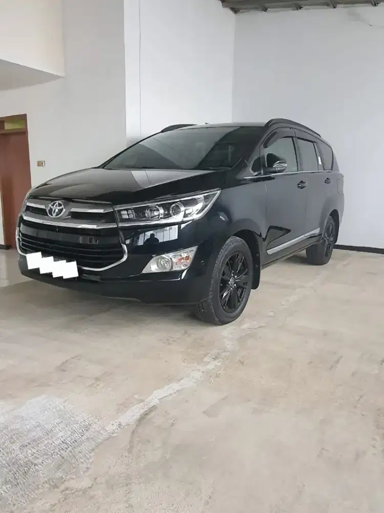 Innova Simpanan KM Rendah kondisi Istimewa