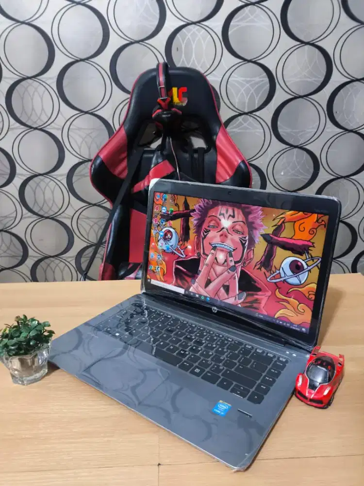 Laptop Sultan Super SLIM sangat tipis HP Elitebook Folio 1040 G2 M76