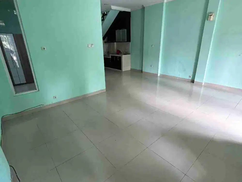 DISEWAKAN RUMAH NYAMAN SIAP HUNI DI GRAHA RAYA, PAKU JAYA SERPONG UTARA