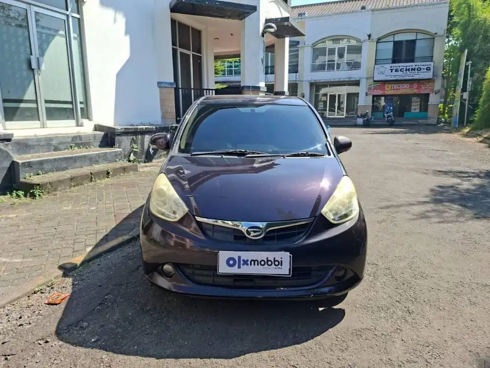 LOW DP - DAIHATSU SIRION 1.3 BENSIN MT 2012