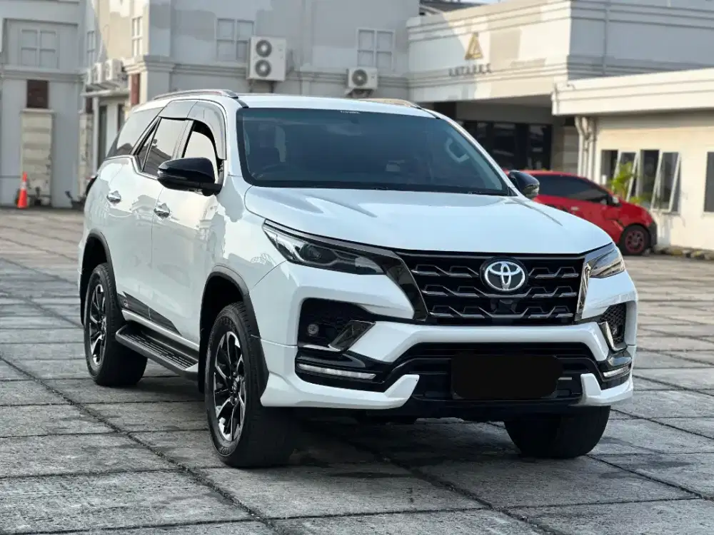 Toyota Fortuner VRZ GR 2.4 AT 2021 Nego cash kredit
