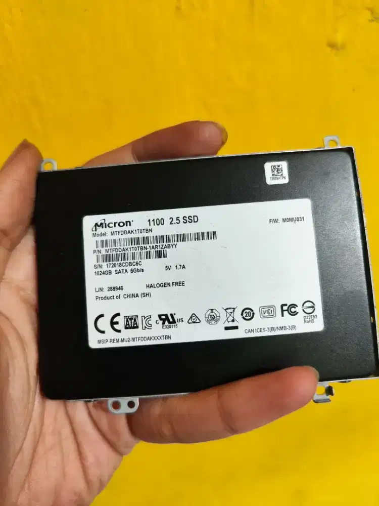 SSD SATA Micron 1TB 6Gbps