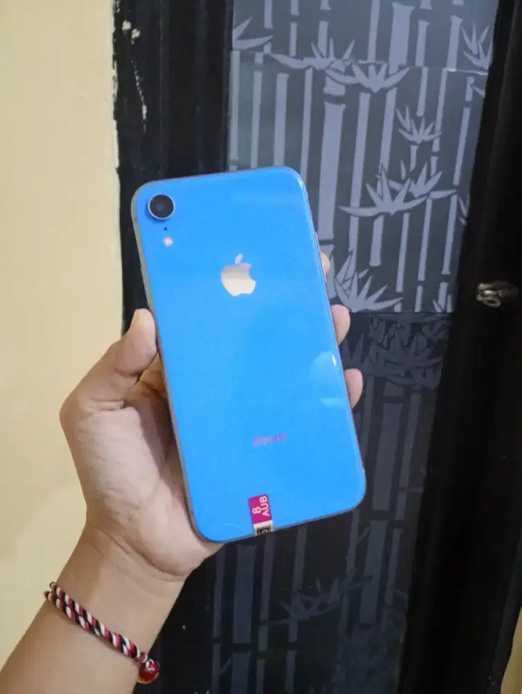 iPhone XR 128Gb BU