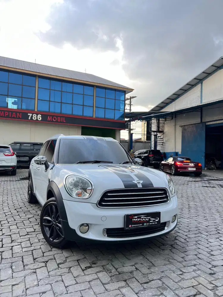 Mini Cooper Countryman 1.6 AT 2012 bmw 320i 2011 c200 520i 2013 e250