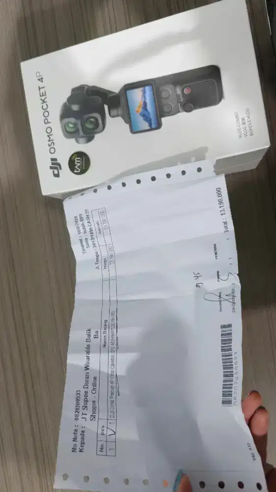 DJI Osmo Pocket 4P vlog Combo