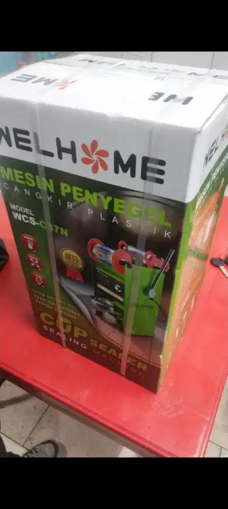 Mesin pres cup baru belum pernah di pake sama sekali