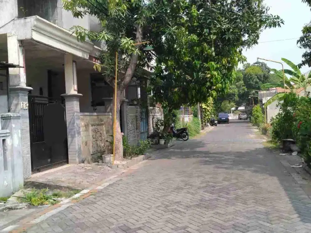 Di JUAL RUMAH  2 LANTAI  WAGE TAMAN SIDOARJO
