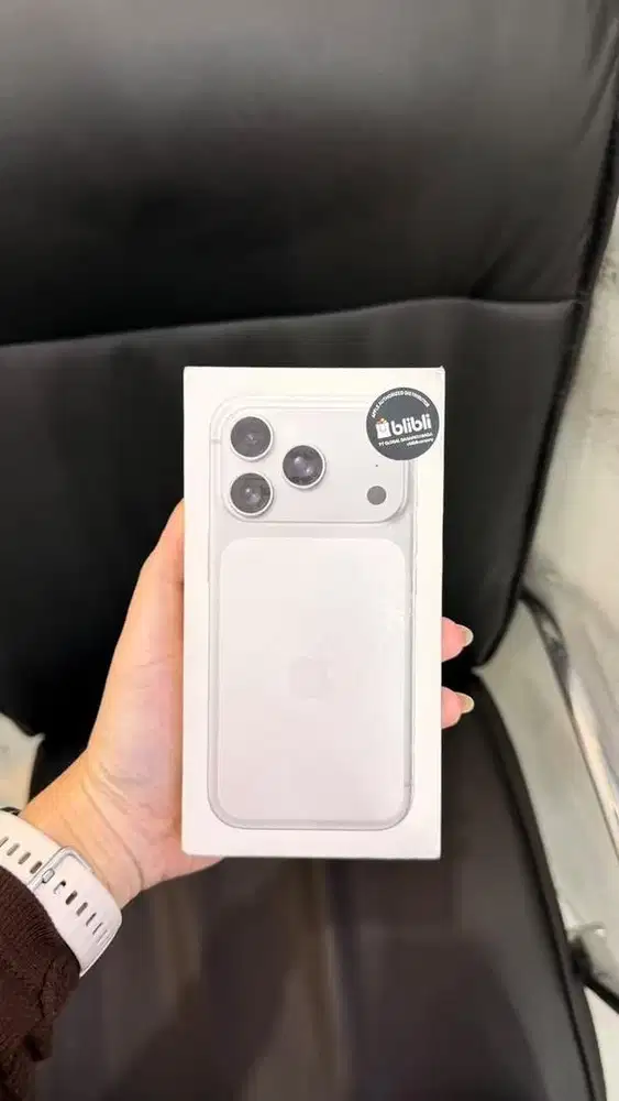 iphone 17 pro silver 256 GB BNIB