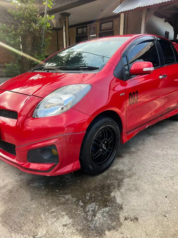 Toyota Yaris th 2013