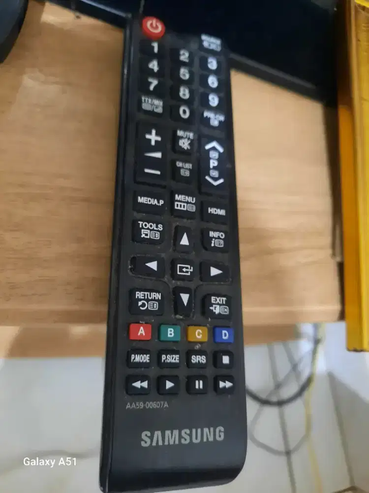 TELEVISI SAMSUNG BONUS KIPAS ANGIN