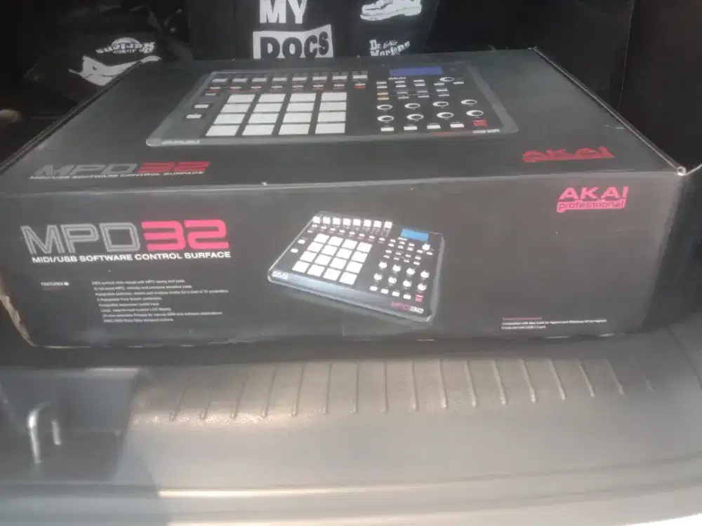Akai MPD 32 propesional