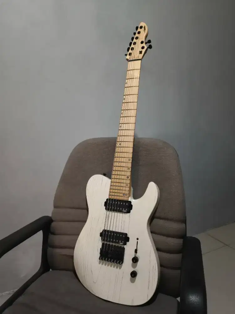 Gitar 8 String Legator