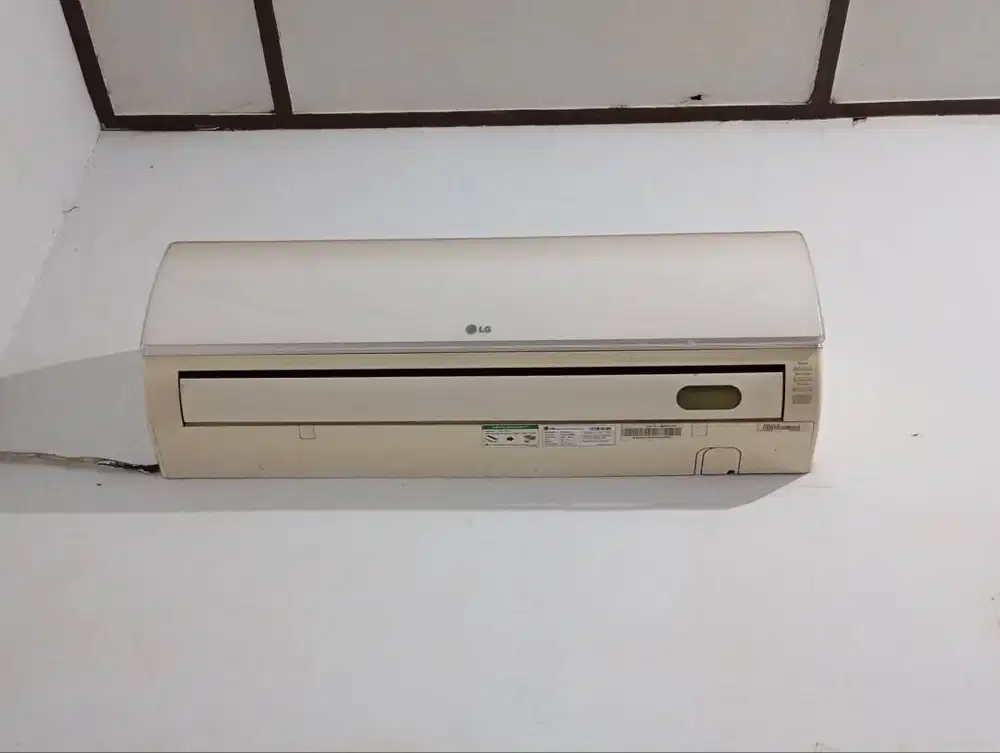 Dijual AC SN05DLX-2 dan kapasitas 1/2 PK
