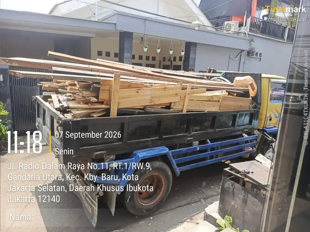 Jasa buang puing dan pengurugan