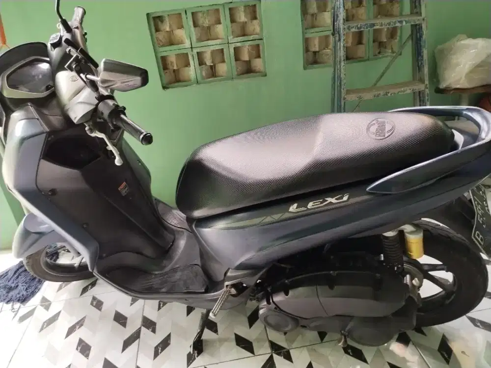 Jual yamaha Lexi tahun 2018
