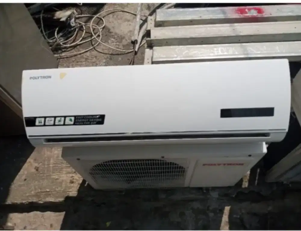 Dijual ac polytron 1pk second like new