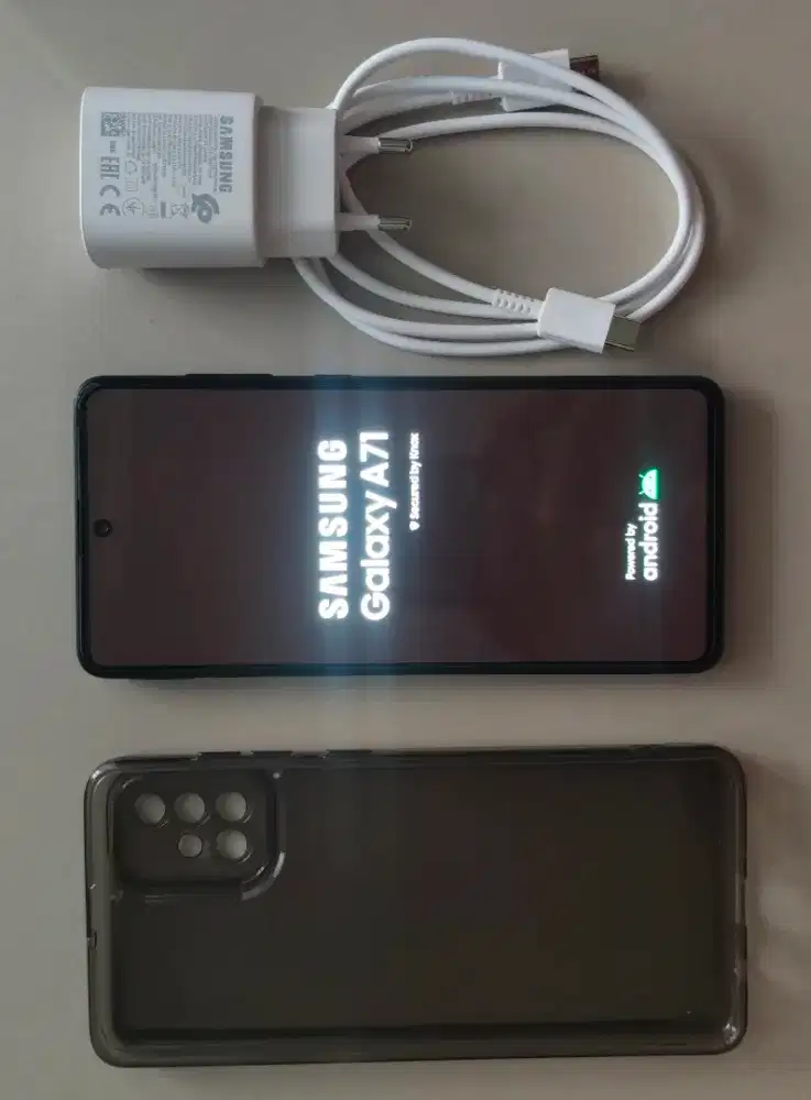 Samsung A71 (8/128GB)