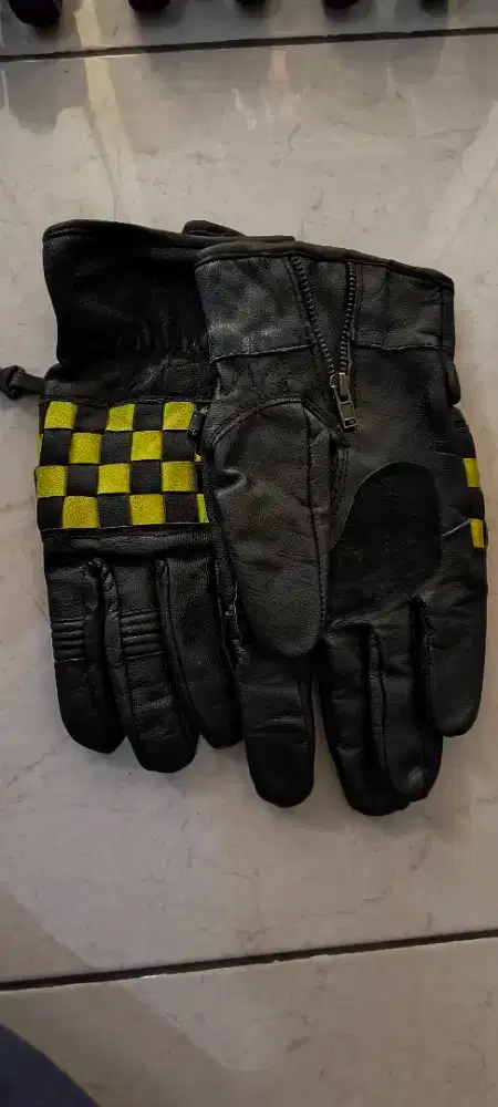 Sarung tangan kulit size L