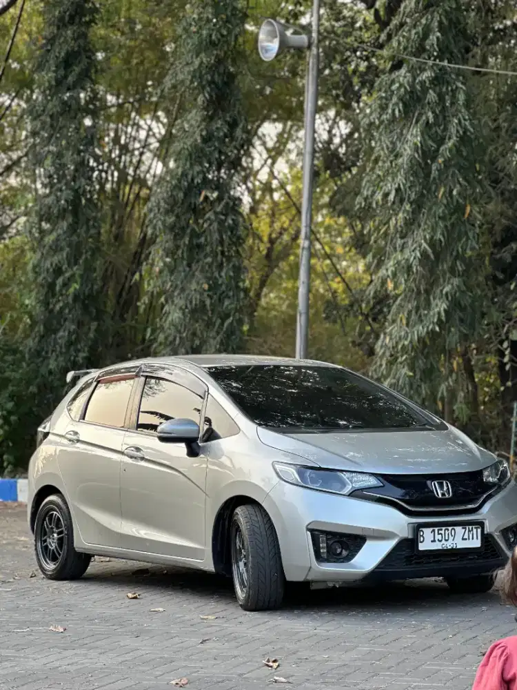 HONDA JAZZ GK5 BEBAS LAKA DAN BANJIR