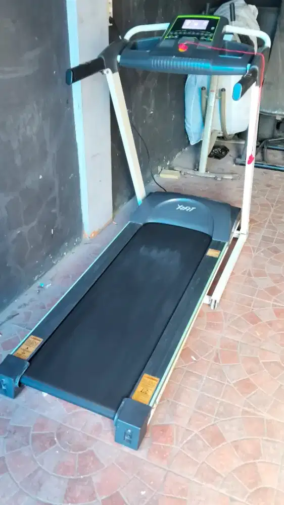 Treadmil Treadmill elektrik merk x2 fit ukuran besar