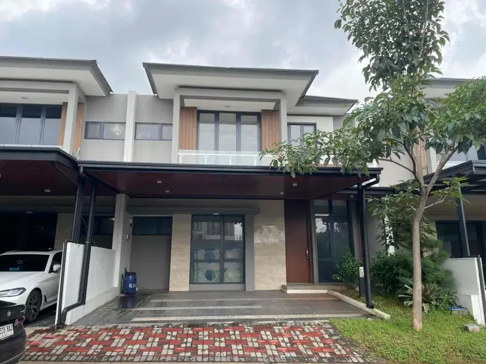 Dijual Rumah Kota Wisata belakang starbuck siap huni