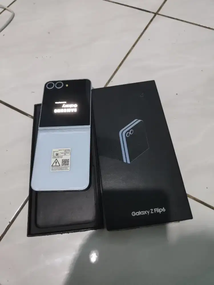 Samsung z flip 6 ram 12/256 GB second sein