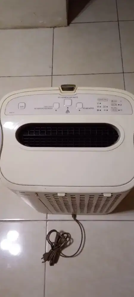Clean air & humidify on
