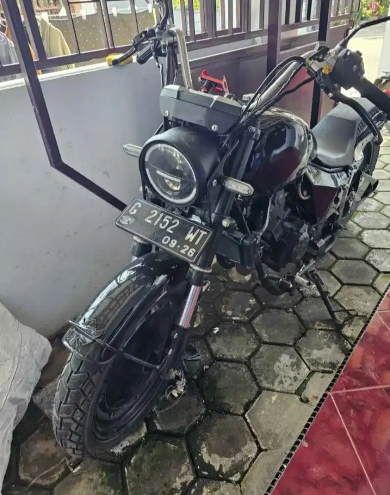 Honda cb 150r 2016 custom bobber