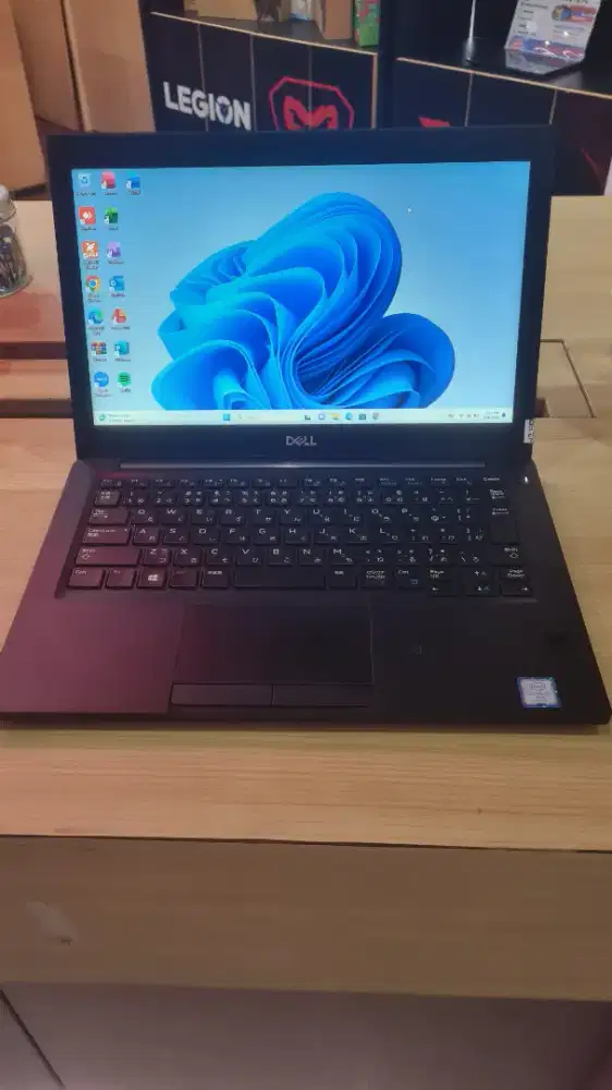 DELL 7290 INTEL CORE I5 GEN 7 RAM 8GB SSD 128GB LED 13.3INCI